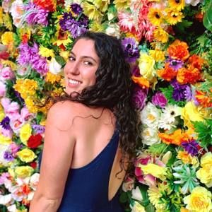 Meet your Posher, Anahita